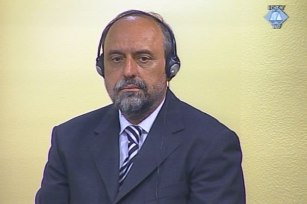 Goran Hadžić u sudnici Tribunala 
