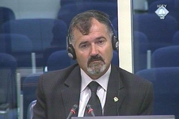 Simo Tuševljak, svjedok odbrane Miće Stanišića 