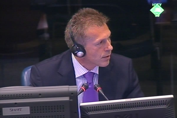 Mevludin Sejmenović, svjedok na suđenju Radovanu Karadžiću 