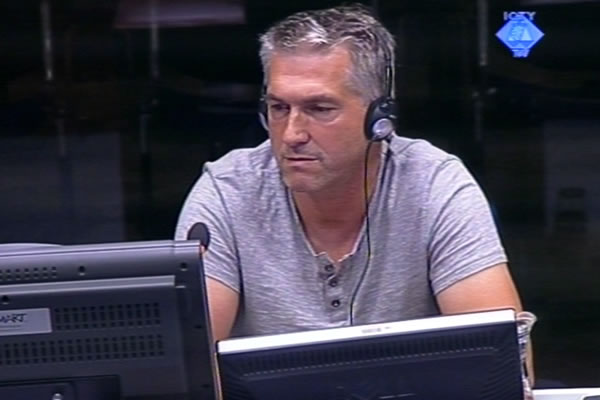 Safet Tači, svjedok na suđenju Ratku Mladiću 