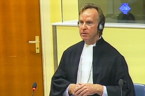 Douglas Stringer, tužilac na suđenju Goranu Hadžiću 