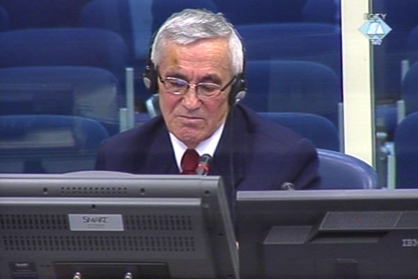 Ratomir Maksimović, svjedok odbrane Radovana Karadžića 