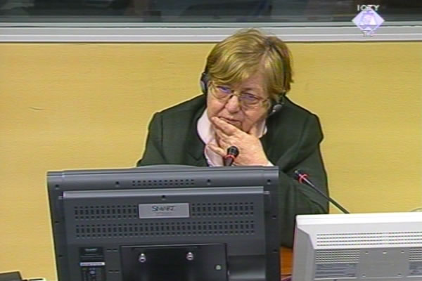 Vesna Bosanac, svjedok na suđenju Goranu Hadžiću 