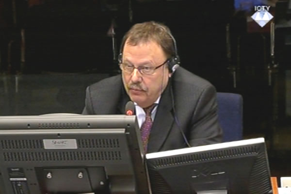 Cornelis Nicolai, svjedok na suđenju Ratku Mladiću 
