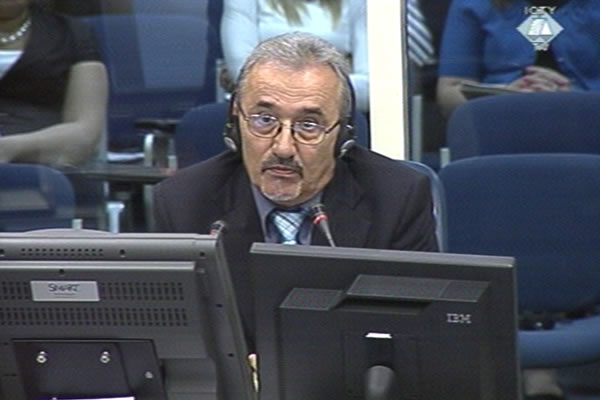 Mirko Trivić, svjedok na suđenju Ratku Mladiću 