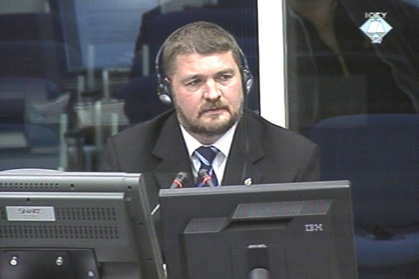 Dean Manning, svjedok na suđenju Ratku Mladiću