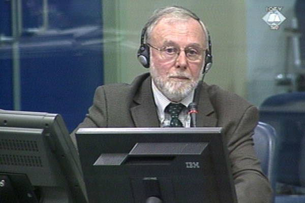William Haglund, svjedok na suđenju Ratku Mladiću 