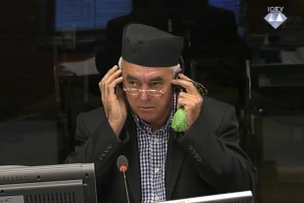 Zvonko Bajagić, svjedok odbrane Radovana Karadžića