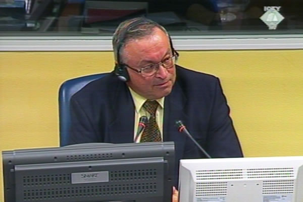 Frederic Noseworthy, svjedok na suđenju Goranu Hadžiću 