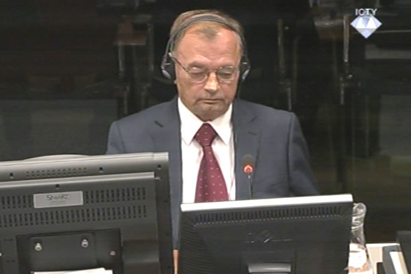Manojlo Milovanović, svjedok na suđenju Ratku Mladiću 