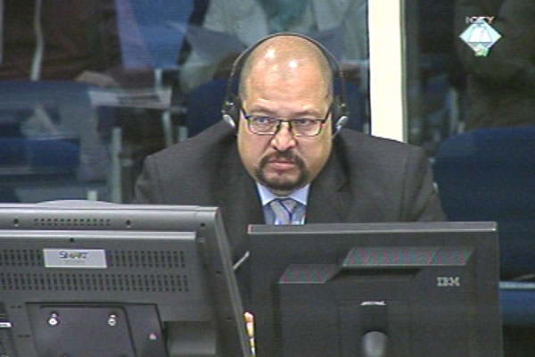 Fredy Peccerelli, svjedok na suđenju Ratku Mladiću 