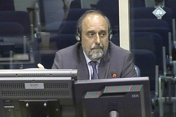 Goran Hadžić svjedoči u svoju odbranu 