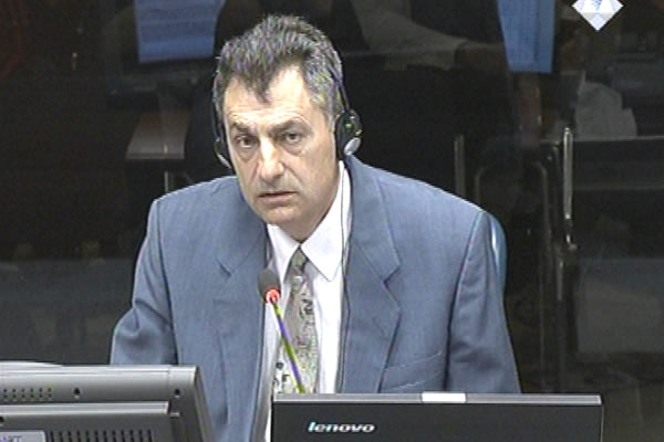 Savo Simić, svjedok odbrane Ratka Mladića 