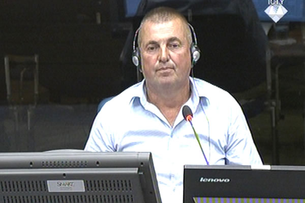 Velo Pajić, svjedok odbrane Ratka Mladića 