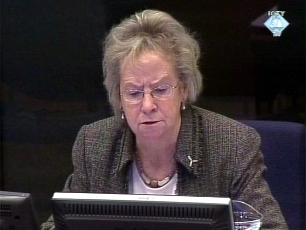 Alice Mahon, svjedok odbrane Miloševića