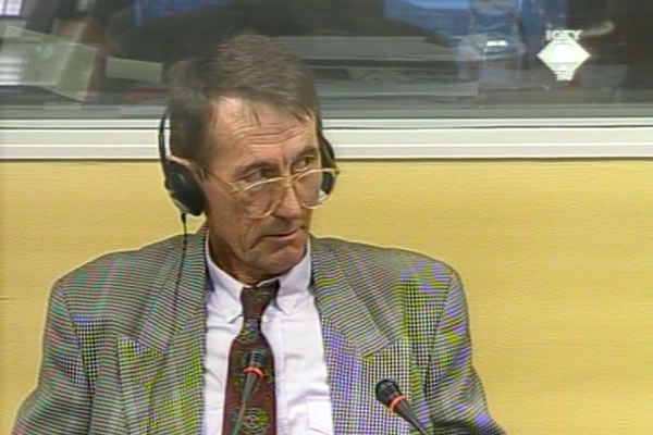 Azem Agović, svjedok na suđenju Momčilu Perišiću