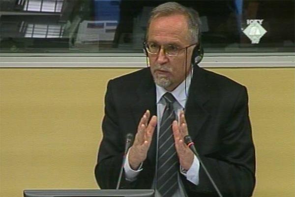 Berko Zečević, svjedok na suđenju Dragomiru Miloševiću