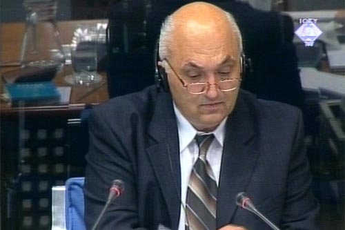 Bogoljub Janičević, svjedok odbrane Miloševića