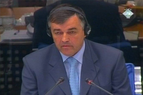 Božidar Delić, svjedok odbrane Miloševića