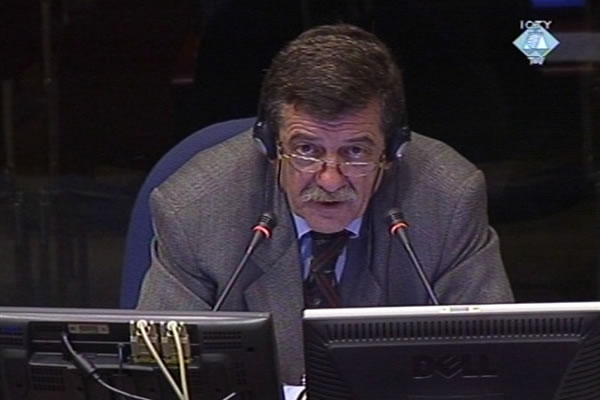 Branimir Aleksandrić, svjedok na suđenju Ramushu Haradinaju, Idrizu Balaju i Lahiju Brahimaju