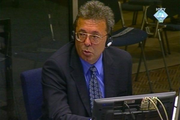 Davor Strinović, svjedok na suđenju Miletu Mrkšiću, Veselinu Šljivančaninu i Miroslavu Radiću