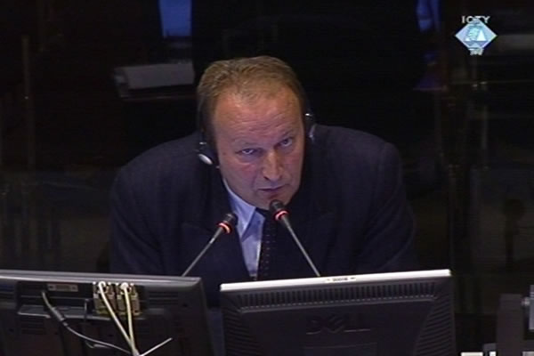 Dragan Živanović, svjedok na suđenju Ramushu Haradinaju, Idrizu Balaju i Lahiju Brahimaju