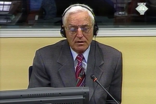 Dušan Kovačević, svjedok odbrane Momčila Perišića