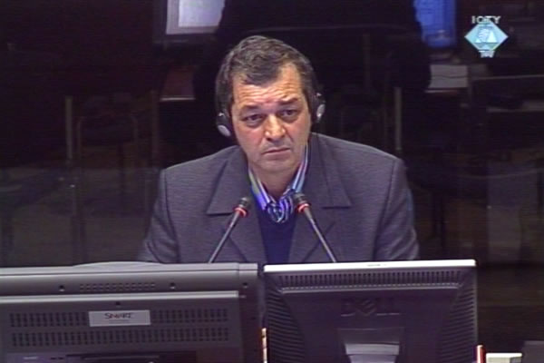 Dušan Mladenovski, svjedok odbrane Vlastimira Đorđevića