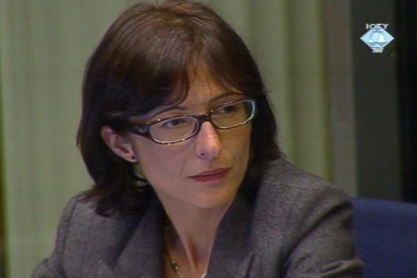 Florence Hartmann svjedoči na suđenju 