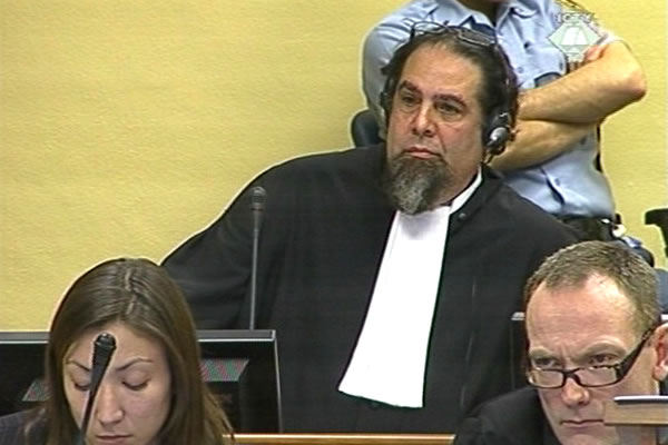 Gregor Guy-Smith, branilac Idriza Balaja