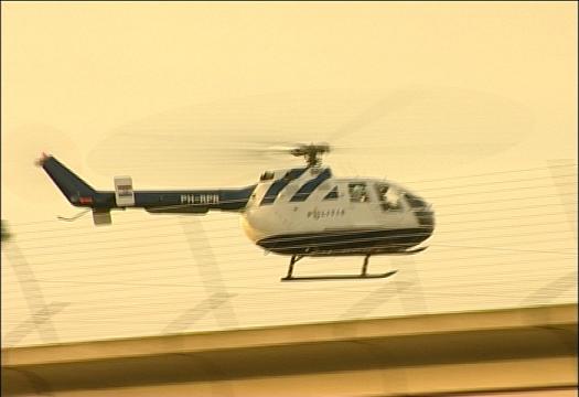 Radovan Karadžić stiže u pritvorsku jedinicu Tribunala u Hagu