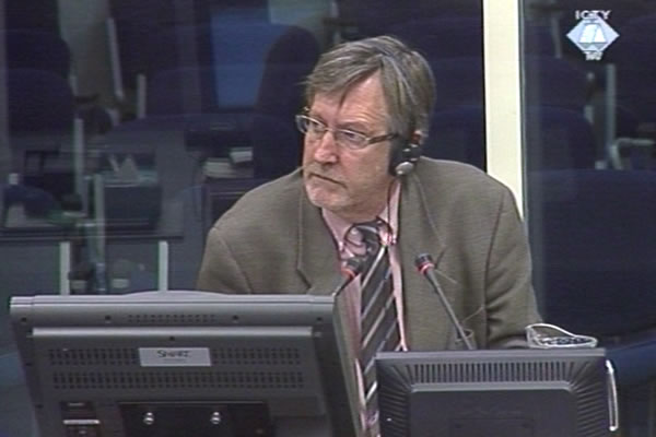 Ian Traynor, svjedok na suđenju Mići Stanišiću i Stojanu Župljaninu