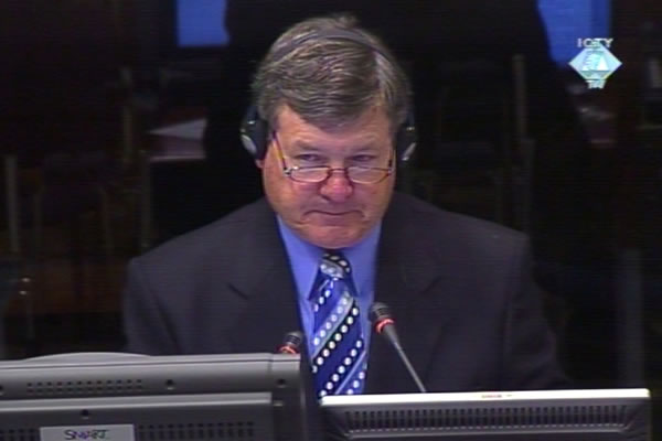 John Wilson, svjedok na suđenju Radovanu Karadžiću