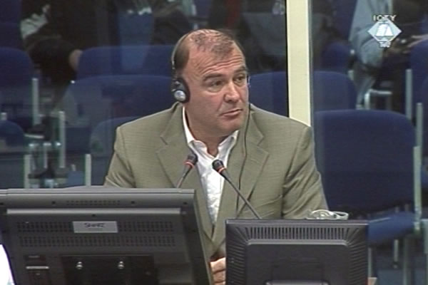 Momčilo Mandić, svjedok na suđenju Mići Stanišiću i Stojanu Župljaninu