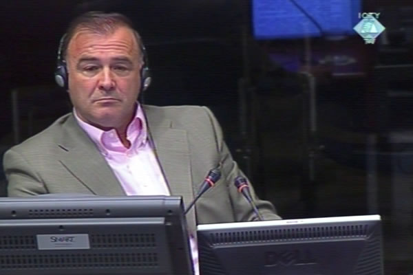 Momčilo Mandić, svjedok na suđenju Radovanu Karadžiću