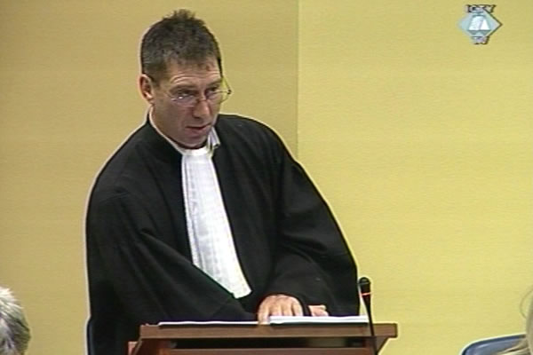 Peter Hayens, branilac Vinka Pandurevića