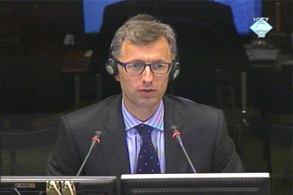 Reynaud Theunens, svjedok na suđenju Vojislavu Šešelju
