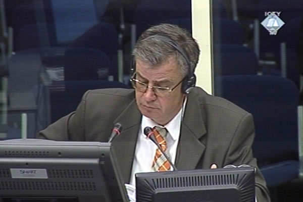 Vladimir Tutuš, svjedok na suđenju Mići Stanišiću i Stojanu Župljaninu