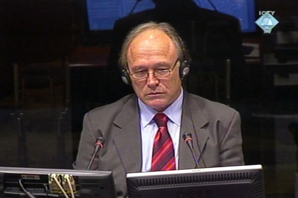 Vlastimir Đorđević svjedoči u svoju odbranu