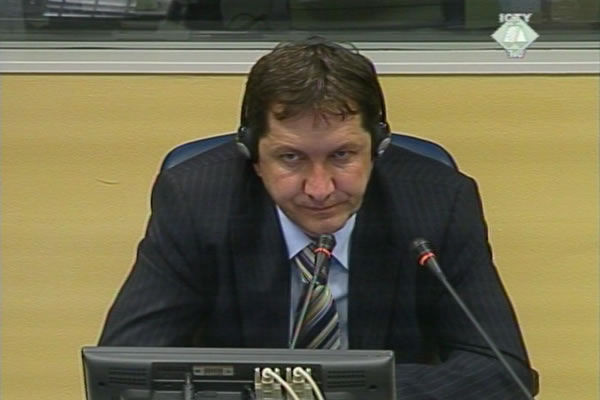 Zaim Mujezinović, svjedok na suđenju Rasimu Deliću