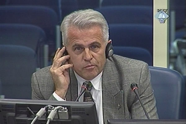 Zoran Petrović Piroćanac, svjedok na suđenju oficirima vojske i policije bosanskih Srba optuženim za zločine u Srebrenici